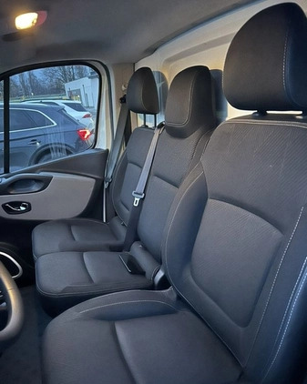 Renault Trafic cena 51900 przebieg: 177616, rok produkcji 2017 z Wołomin małe 67
